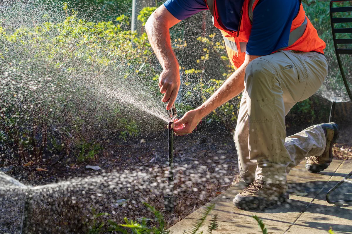 irrigation-sprinkler-spraying-water-3